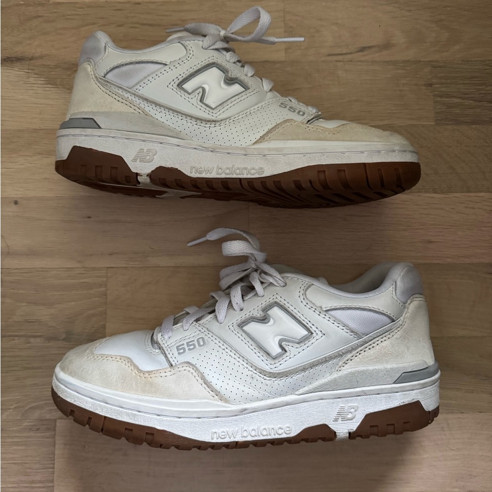 New Balance 550 Sneakers in White and Cream